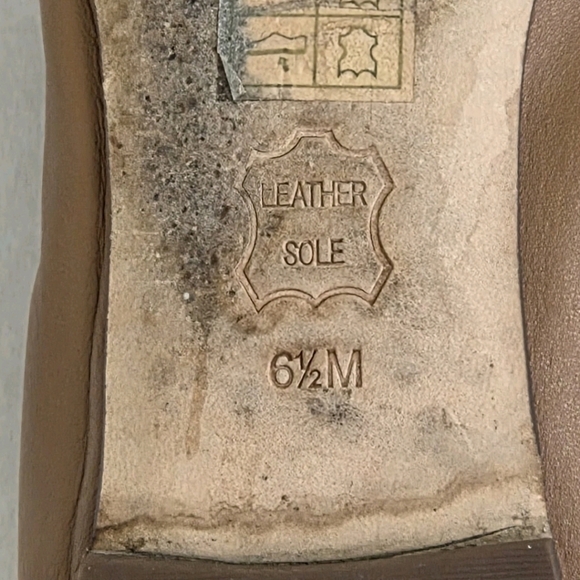 TORY BURCH Jolie Beige Patent Leather Cap-toe Gold Logo Ballet Flats Sz 6.5 M - Picture 14 of 14